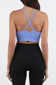 תמונת דוגמן אחורית של טופ ספורטיבי בגוון תכלת