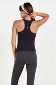 תמונת דוגמן אחורית של lululemon Align&trade; Waist-Length Racerback Tank Top