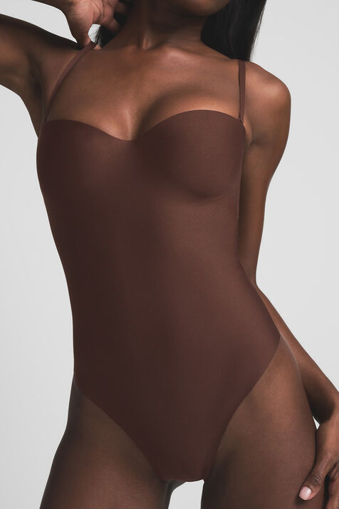UNDERWIRE THONG BODYSUIT SKIMS