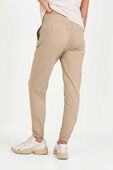 תמונת דוגמן אחורית של Adapted State High-Rise Jogger Regular