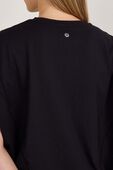 תמונת תקריב דוגמן של Cotton-Modal Dolman T-Shirt