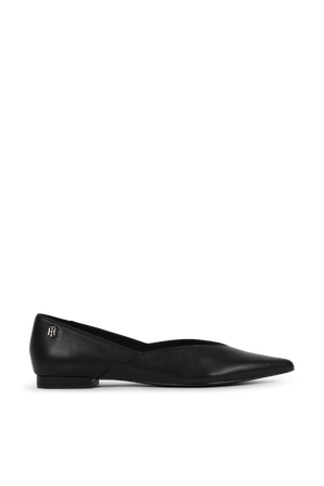 נעלי בלרינה שחורות בצללית מחודדת TOMMY HILFIGER