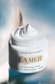 תמונת פנים של Creme De La Mer The Moisturizing Cream 60ML