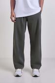תמונת דוגמן קידמית של Unshaken Relaxed Pull-On