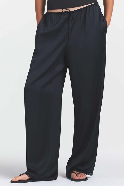 PANT WITH LACE SKIMS