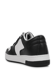 נעלי סניקרס נמוכות בלבן ושחור CALVIN KLEIN
