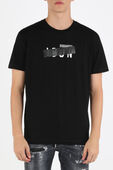 תמונת דוגמן קידמית של Chest Icon T-Shirt in Black