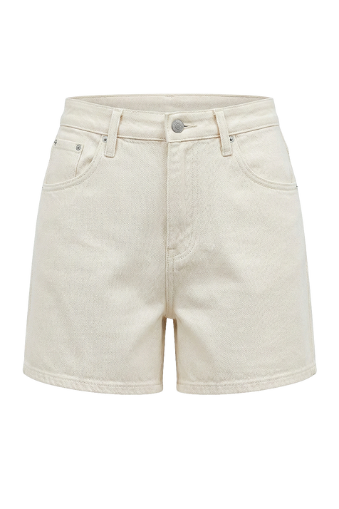 מכנסי ג'ינס קצרים