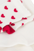 מארז שני זוגות גרביים עם לבבות אדומים - גילאי 3-36 חודשים PETIT BATEAU