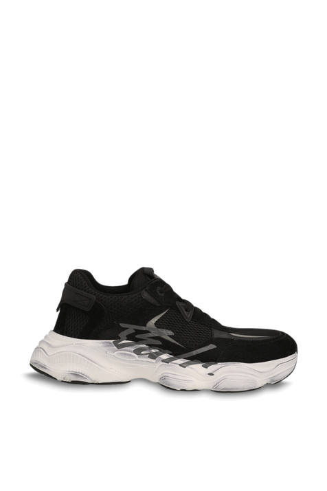 נעלי סניקרס