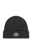 כובע גרב מצמר סרוג עם לוגו רקום בגוון אפור MONCLER