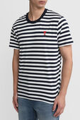 תמונת דוגמן קידמית של חולצת טי עם פסים
