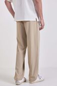 תמונת דוגמן אחורית של Men's Daydrift Classic-Fit Pintuck Trouser Regular