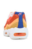 תמונה אחורית של נעלי ספורט אייר מקס 95 בגווני לבן כתום וכחול