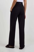 תמונת דוגמן אחורית של Groove Wide-Leg High-Rise Pant Regular