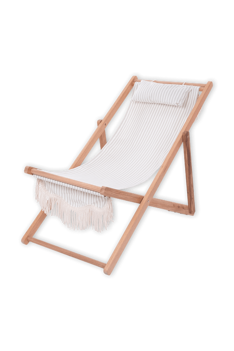 כיסא חוף מבד קלוע בדוגמת פסים תכלת ולבן