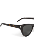 תמונת תקריב של Cat-Eye Sunglasses in Light Havana