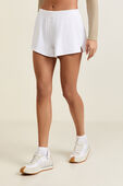 תמונת דוגמן קידמית של Cotton Pointelle Mid-Rise Short 3''
