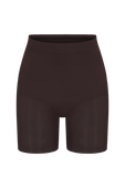 תמונה קידמית של MID THIGH SHORT