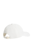 תמונה אחורית של כובע מצחייה