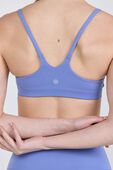 תמונת תקריב דוגמן של Wunder Train Strappy Racer Bra A/B Cup