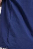 תמונת תקריב דוגמן של Organic Cotton Classic-Fit T-Shirt