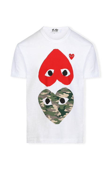 חולצת טי עם לבבות בעיצוב קמופלאז' COMME des GARCONS