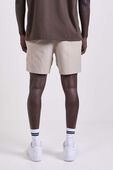 תמונת דוגמן אחורית של ABC Classic-Fit Short 7'' Warpstreme