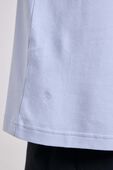 תמונת תקריב דוגמן של Pique Performer Relaxed T-Shirt