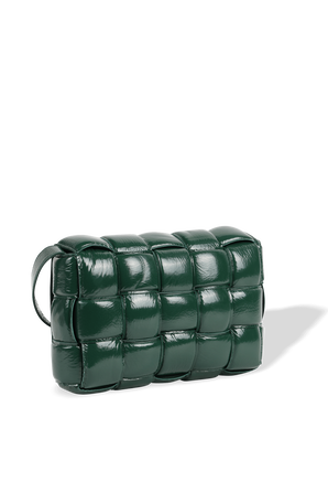 תיק קסטה מרופד בצבע ירוק מבריק BOTTEGA VENETA