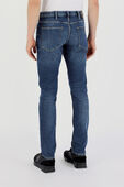 תמונת דוגמן אחורית של Regular waistline Jeans in Blue Wash
