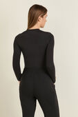 תמונת דוגמן אחורית של Nulu Crewneck Long-Sleeve Bodysuit