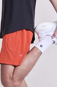 תמונת תקריב דוגמן של Pace Breaker Short 7 LL
