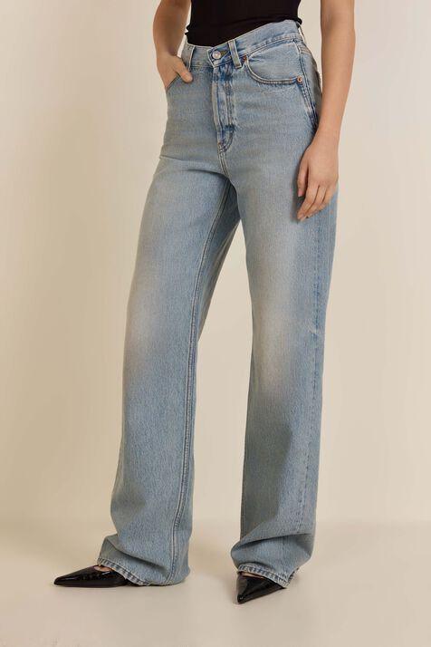 מכנסי ג'ינס בגזרה ישרה