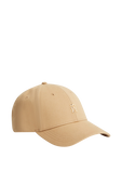 תמונה קידמית של כובע מצחייה