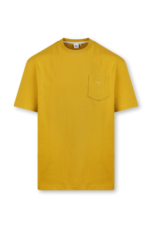 חולצת טי צהובה עם כיס ממותג PUMA