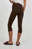 תמונת דוגמן אחורית של lululemon Align&trade; High-Rise Crop 17''