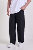 תמונת דוגמן קידמית של Slacker Loose-Straight Trouser 32L Light