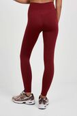 תמונת דוגמן אחורית של Get Low High-Rise Training Tight 25''