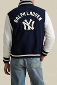 תמונת דוגמן אחורית של פולו רלף לורן X יאנקיס ז'קט