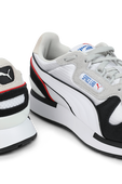 נעלי ספורט בגווני שחור לבן PUMA