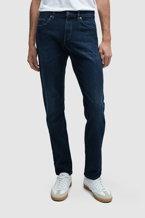מכנסי ג'ינס בגזרת סלים BOSS
