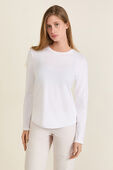 תמונת דוגמן קידמית של Love Long-Sleeve Shirt