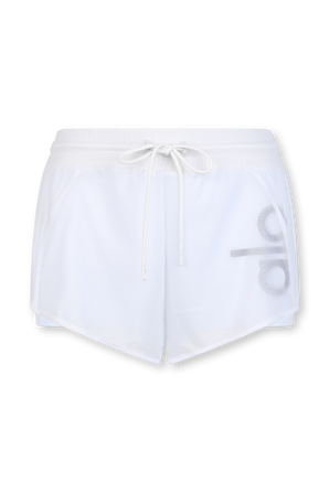 מכנסיים קצרצרים עם רשת בצבע לבן ALO YOGA