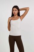 תמונת דוגמן קידמית של Su26 Yoga Flow Y Tank Bc Cup Bp Br