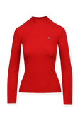 תמונה קידמית של חולצת צווארון גולף בצבע אדום