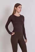 תמונת דוגמן קידמית של SWIFTLY TECH LONG SLEEVE 2.0 *RACE