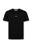 חולצת טי שחורה עם הדפס גראפי בגב STONE ISLAND