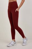 תמונת דוגמן קידמית של lululemon Align&trade; High-Rise Pant with Pockets 25''