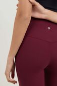 תמונת תקריב דוגמן של LULULEMON ALIGN&trade; HR PANT 25